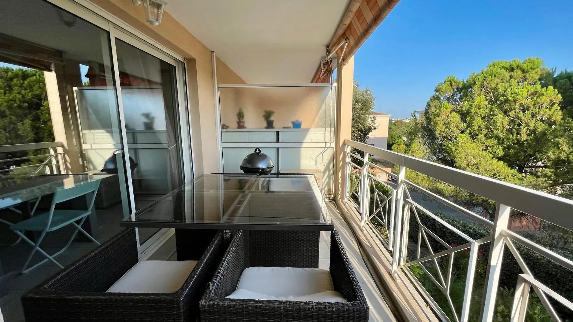 Apartment Short Time Suites Frejus 
