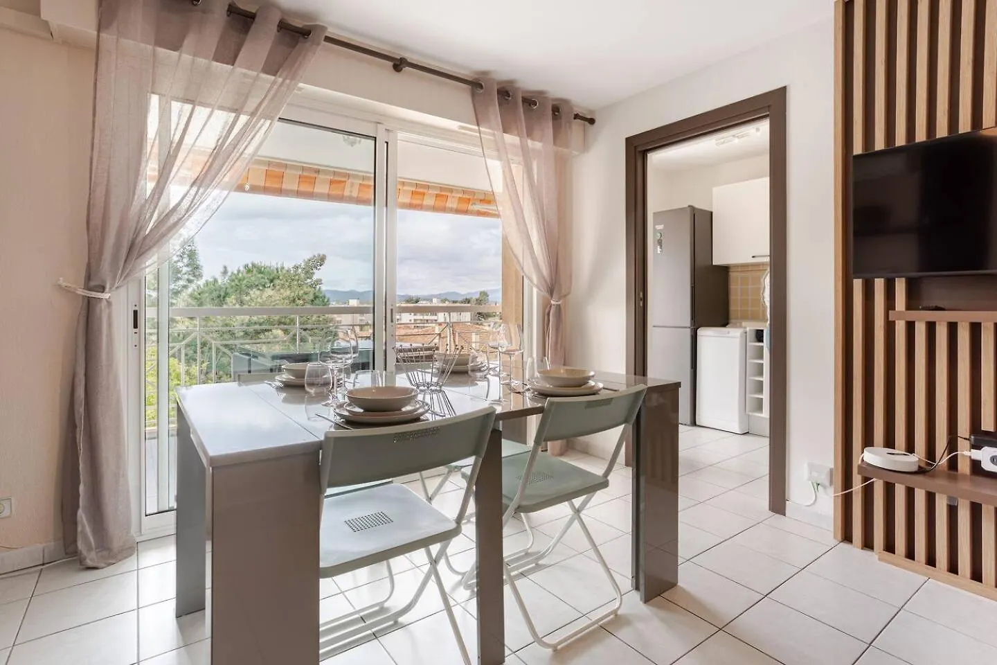 Apartment Short Time Suites Frejus 
